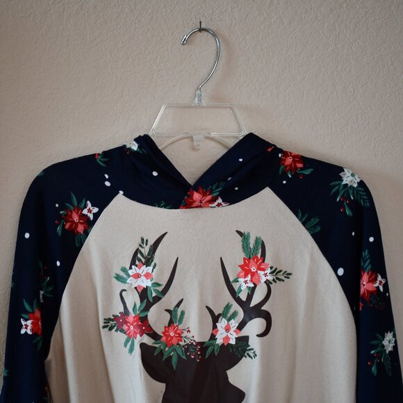 Tru Self Woman's Beige Holiday Stag Long Sleeve Front Knot Hooded Shirt Top Sz S - Picture 2 of 4